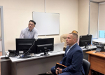 Герой России Дмитрий Куценко в рамках стажировки в Минэкономики РС(Я) посетил центр «Мои Документы» Якутии