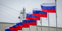 Глава Якутии поздравил с Днём Государственного флага России - Якутское-Cаха ИА
