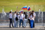 Огромный российский флаг развернули в центре Якутска