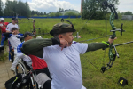 Ветеранов СВО обеспечивают комплектом адаптивной одежды
