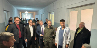 Айсен Николаев в Докучаевске встретился с медиками из Якутии - Якутское-Cаха ИА
