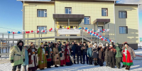 В селе Бахсы Чурапчинского района вручили ключи от новых квартир переселенцам из аварийных домов - Министерство строительства