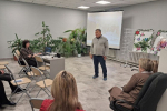 В рамках рабочей поездки в Олекминский район региональный координатор федерального партийного проекта «Крепкая семья» Афанасий Постников ознакомился с работой «Семейного МФЦ»