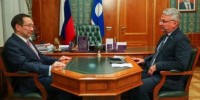 Глава Якутии встретился с руководителем регионального отделения партии - ГТРК Саха