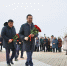 Айсен Николаев возложил цветы к памятнику Илье Винокурову в Намском улусе - Правительство Республики Саха (Якутия)